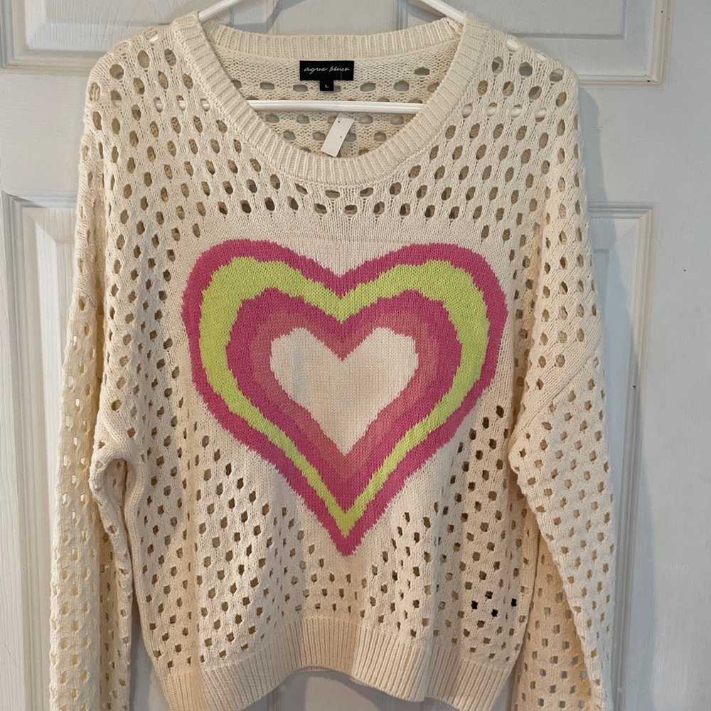 Aqua Blues Size Large Cream Sweater with Pink and Green Heart NWT